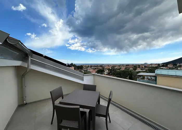 Il Relax Con Vista Mare - Free Parking, Wi-fi * Loano