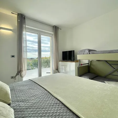 Il Relax Con Vista Mare - Free Parking, Wi-fi *